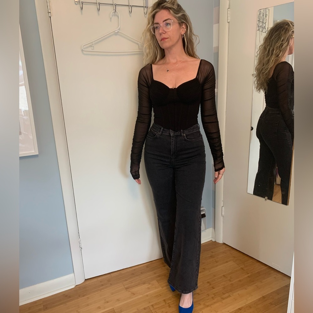 COPY - Ya Ya & Co sz sml   Bustier w/sheer sleeves.